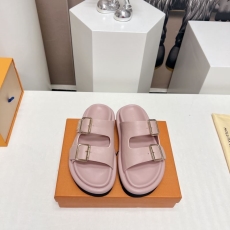 Louis Vuitton Slippers